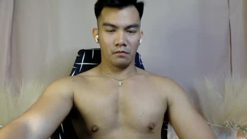 Snapshot of 000batman000 chatting on 12, 12, 2024 Bruce online show from 12, 12, 2024