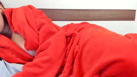 00ingrid00 online show from 22, 12, 2025