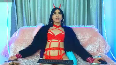 Klhoe Carter 3 online show from 27, 6, 2026