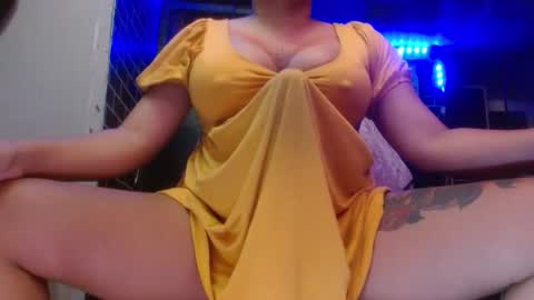  i am trixie im Your Selfsucking Mistress  online show from 18, 12, 2025