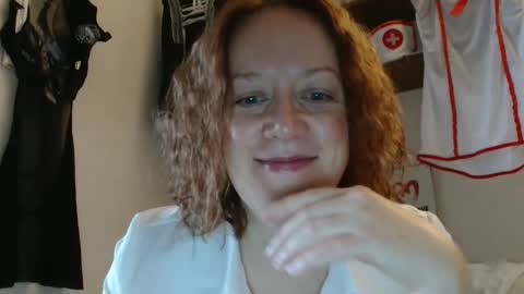 Snapshot of 12ennie chatting on 24, 10, 2025 12ennie online show from 24, 10, 2025