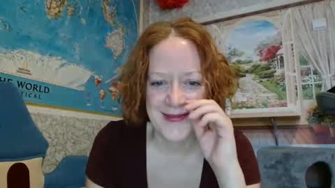 Snapshot of 12ennie chatting on 15, 11, 2025 12ennie online show from 15, 11, 2025