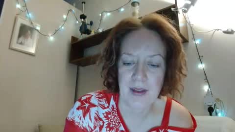 Snapshot of 12ennie chatting on 16, 12, 2025 12ennie online show from 16, 12, 2025