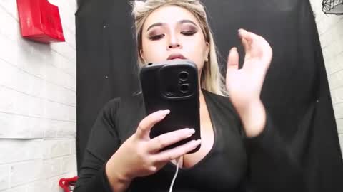 Snapshot of 12inchsexyanacodats chatting on 22, 12, 2025 sexy kia online show from 22, 12, 2025