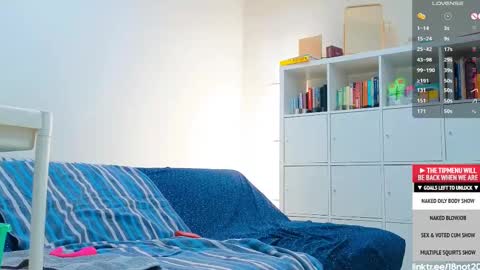 Tong  Ralph online show from 22, 2, 2025