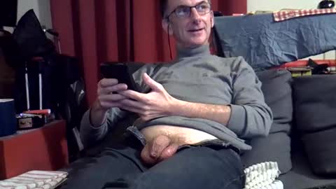 Snapshot of 18remy45 chatting on 18, 4, 2026 18remy45 online show from 18, 4, 2026