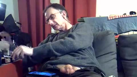 Snapshot of 18remy45 chatting on 15, 5, 2026 18remy45 online show from 15, 5, 2026