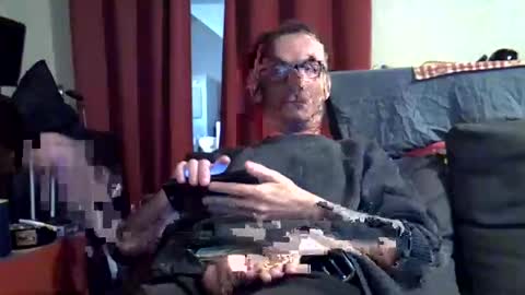 Snapshot of 18remy45 chatting on 17, 5, 2026 18remy45 online show from 17, 5, 2026