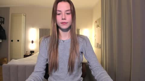 Lily 3 online show from 2, 12, 2024