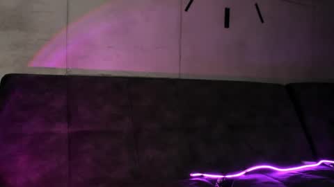 Lily 3 online show from 10, 3, 2025