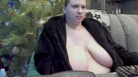 Snapshot of 1lindsey1 chatting on 24, 12, 2024 1LINDSEY1 online show from 24, 12, 2024