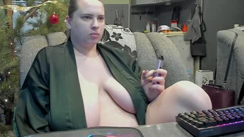 Snapshot of 1lindsey1 chatting on 10, 1, 2025 1LINDSEY1 online show from 10, 1, 2025