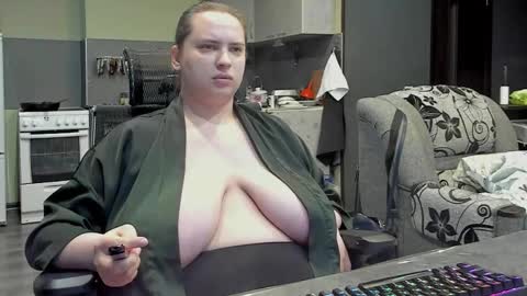 Snapshot of 1lindsey1 chatting on 22, 2, 2025 1LINDSEY1 online show from 22, 2, 2025