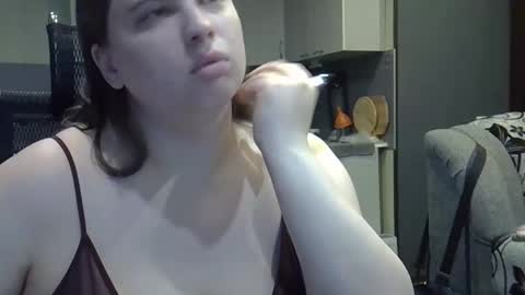 Snapshot of 1lindsey1 chatting on 8, 9, 2025 1LINDSEY1 online show from 8, 9, 2025