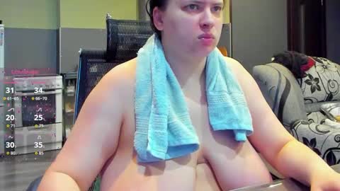 Snapshot of 1lindsey1 chatting on 14, 10, 2025 1LINDSEY1 online show from 14, 10, 2025