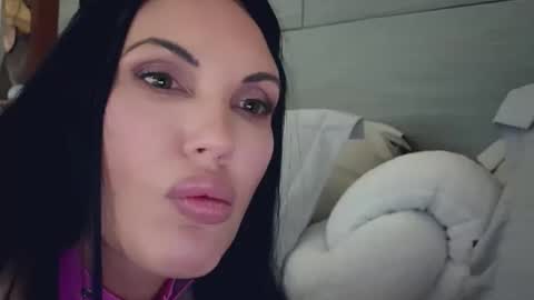 Onna online show from 15, 2, 2026