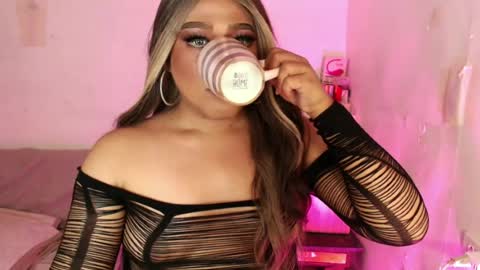 Snapshot of 1lovelymess chatting on 2, 7, 2026 1lovelymess online show from 2, 7, 2026