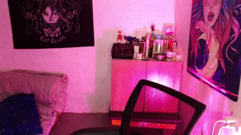 Snapshot of 1lovelymess chatting on 3, 8, 2026 1lovelymess online show from 3, 8, 2026