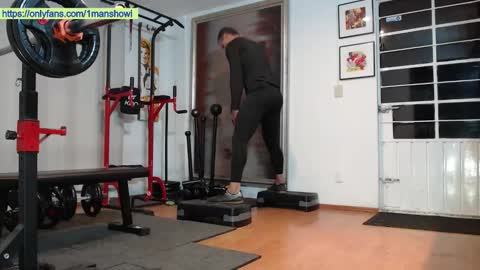 Snapshot of 1manshow11 chatting on 9, 3, 2026 1manshow11 online show from 9, 3, 2026