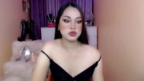 Snapshot of 1miracle_tranny chatting on 7, 11, 2025 1miracle_tranny online show from 7, 11, 2025