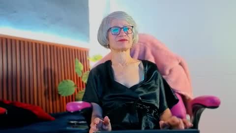 Miss Monserrate online show from 4, 2, 2026