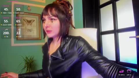 Moona  online show from 26, 11, 2025