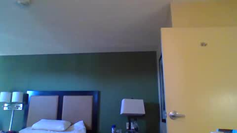 Snapshot of 1nastya8 chatting on 4, 10, 2025 TheShyOne18 online show from 4, 10, 2025