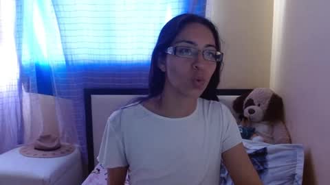 paola online show from 13, 9, 2025