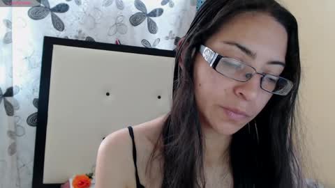 paola online show from 19, 4, 2026