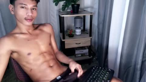 Snapshot of 1sweetloverxx chatting on 16, 7, 2026 1sweetloverxx online show from 16, 7, 2026
