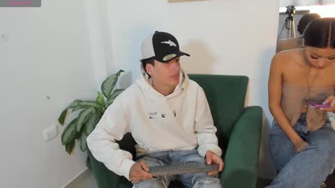 1Threestar online show from 4, 11, 2025