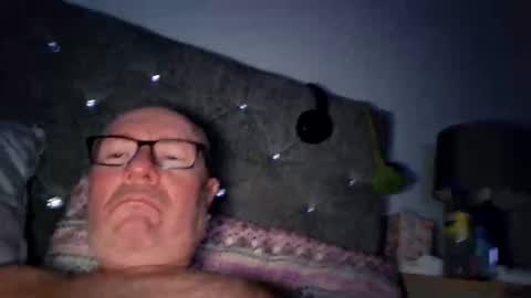 Snapshot of 211scudder chatting on 24, 10, 2025 211skoosh online show from 24, 10, 2025