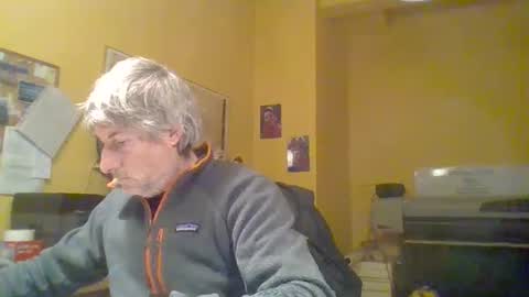 Snapshot of 22esserre chatting on 10, 12, 2024 22esserre online show from 10, 12, 2024