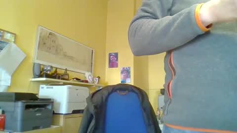 Snapshot of 22esserre chatting on 18, 12, 2024 22esserre online show from 18, 12, 2024