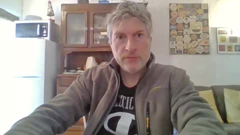 Snapshot of 22esserre chatting on 5, 3, 2025 22esserre online show from 5, 3, 2025