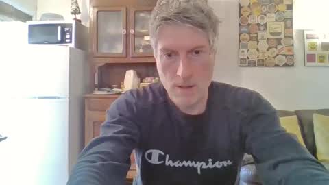 Snapshot of 22esserre chatting on 7, 3, 2025 22esserre online show from 7, 3, 2025