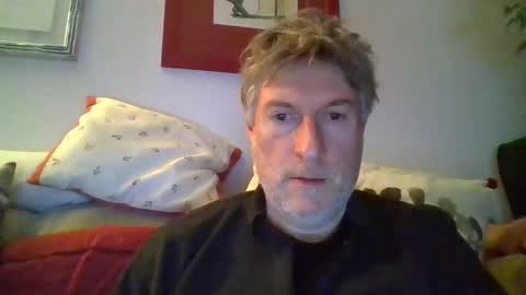 Snapshot of 22esserre chatting on 9, 3, 2025 22esserre online show from 9, 3, 2025