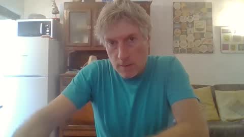 Snapshot of 22esserre chatting on 19, 9, 2025 22esserre online show from 19, 9, 2025