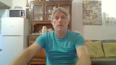 Snapshot of 22esserre chatting on 24, 9, 2025 22esserre online show from 24, 9, 2025