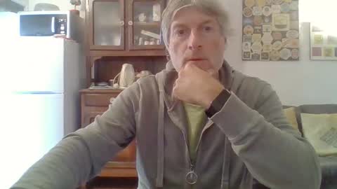 Snapshot of 22esserre chatting on 2, 10, 2025 22esserre online show from 2, 10, 2025