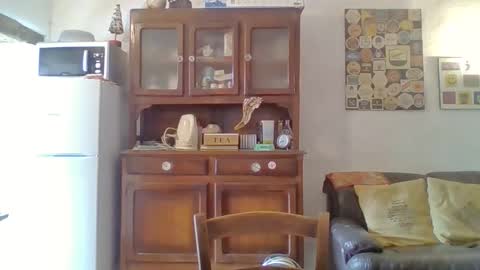 Snapshot of 22esserre chatting on 9, 10, 2025 22esserre online show from 9, 10, 2025