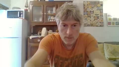 Snapshot of 22esserre chatting on 15, 10, 2025 22esserre online show from 15, 10, 2025