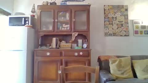 Snapshot of 22esserre chatting on 13, 11, 2025 22esserre online show from 13, 11, 2025