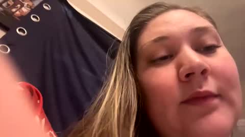 Snapshot of 22thickfatpussy chatting on 27, 11, 2025 22thickfatpussy online show from 27, 11, 2025