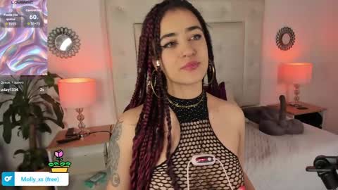  Molly  online show from 9, 9, 2025