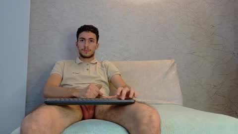 Snapshot of 2alexoconor chatting on 29, 11, 2025 2alexoconor online show from 29, 11, 2025