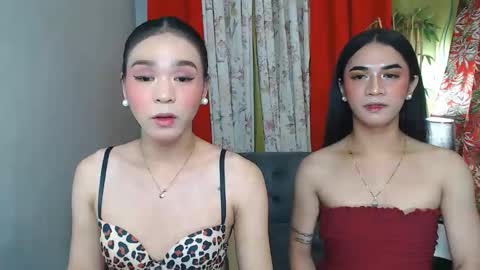Snapshot of 2hotblowjob694uxxx chatting on 25, 5, 2026 2hotblowjob694uxxx online show from 25, 5, 2026