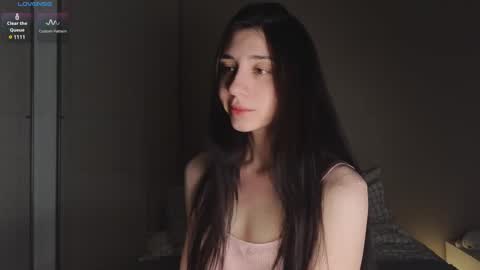 Lina       free control in pvt online show from 3, 3, 2025