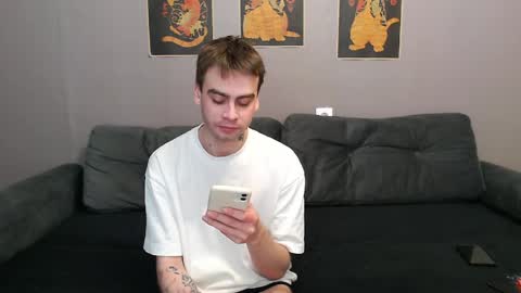 Snapshot of 2nc_ chatting on 30, 4, 2026 Eleot online show from 30, 4, 2026