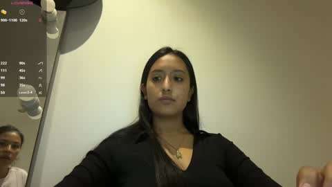 Dalilah and Tarah online show from 22, 2, 2025